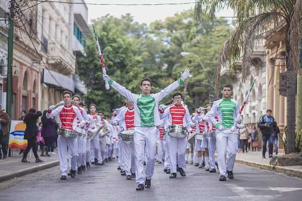 Diario HOY | Colegio Dante Alighieri festejará sus 127 años con el arte italiano como protagonista