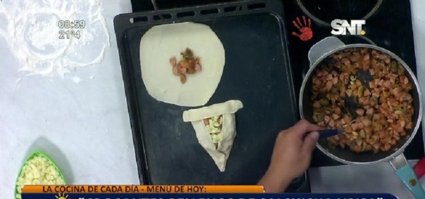 Cocina LMCD: Crocantes rellenos de salchicha UPISA - SNT