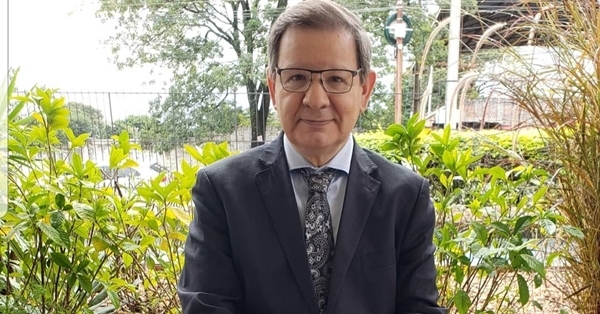 “Sube el pasaje y la gente tiene que viajar en chatarras”, dice Carlos Martini