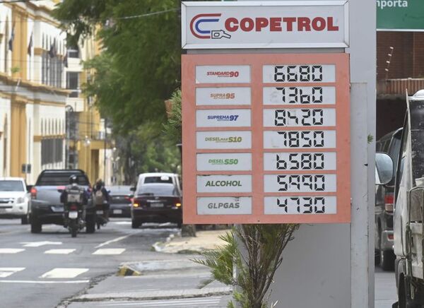 Pese a reducción del crudo, precios de combustibles volverían a subir - Nacionales - ABC Color