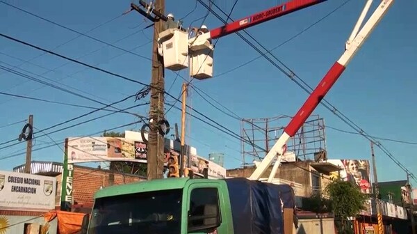 Apagón en Itapúa: Reportan más de 70.000 usuarios sin energía eléctrica
