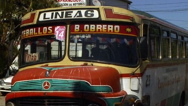 Desde hoy los buses chatarra de Asunción cobran Gs. 500 más