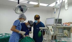 Cirugías de amígdalas se llevó a cabo hoy, en el Hospital de Clínicas y fué todo un éxito – Prensa 5