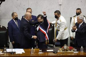 Gabriel Boric asume como el presidente más joven de la historia de Chile - Mundo - ABC Color
