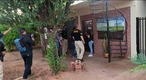 Crónica / ¿Bebé fue robado?: médico dice que la mamá salió del hospi con su bebe'i en brazos