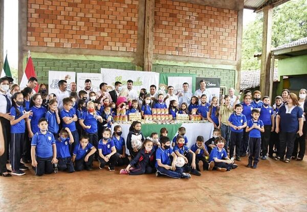 Lanzan programa merienda escolar 2022 e inauguran obras en San Rafael del Paraná