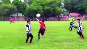 La magistral pirueta de un crack  de 8 añitos