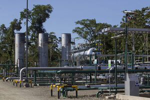 Ecuador busca 12.000 millones de dólares para duplicar su producción petrolera - MarketData