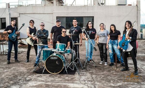Reciclaje vuelve a reunirse en Ciudad del Este - Música - ABC Color