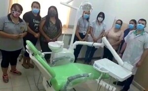 Donan equipos odontológicos a dos Unidades de Salud