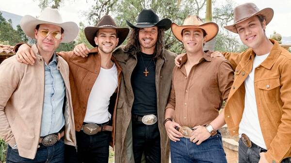 Crónica / ¡Novaseo! En "Pasión de Gavilanes 2", uno de los gavilancitos es gay