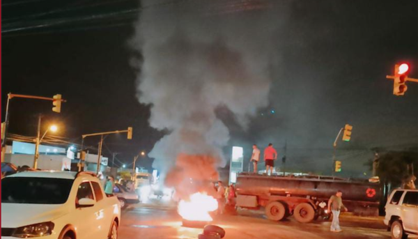 Conductores se manifestaron nuevamente ante inminente suba de combustibles