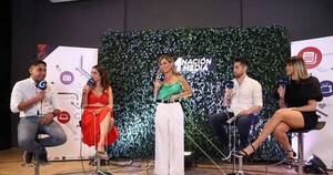 La Nación / Nación Media celebra lanzamiento con su staff de destacadas figuras
