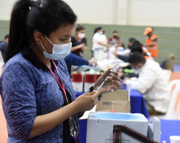 Covid: derogar el uso de mascarilla sería causa de rebrotes, alertó Salud Pública - Nacionales - ABC Color