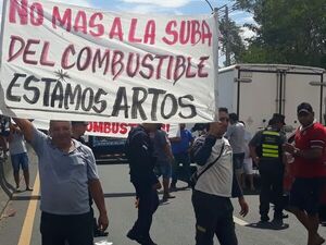 Gobierno cuenta con préstamo para crear fondo y estabilizar suba de combustibles