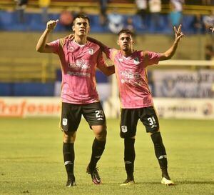 Tacuary logra su primera victoria  - Radio Imperio