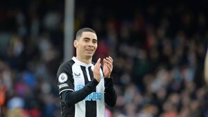 Miguel Almirón, primer paraguayo en llegar a los 100 partidos en la Premier