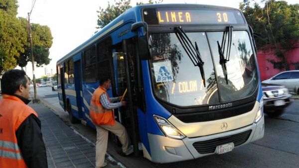 Cetrapam solo ve "horario pico" como problema y pide ingreso laboral escalonado