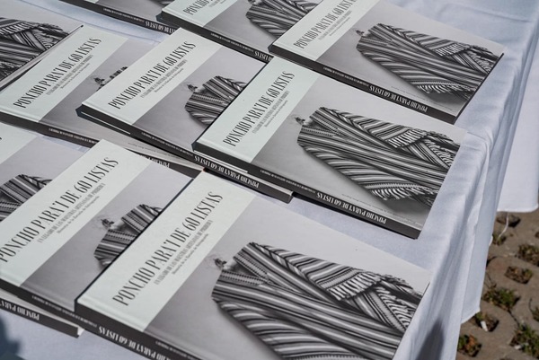 Lanzamiento del Libro “Poncho Para’i de 60 listas”