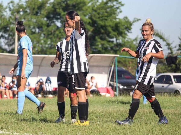 Libertad-Limpeño goleó 3-0 y también es líder del Apertura - Libertad - ABC Color