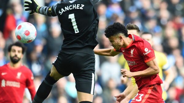 Luis Díaz encamina el triunfo de Liverpool
