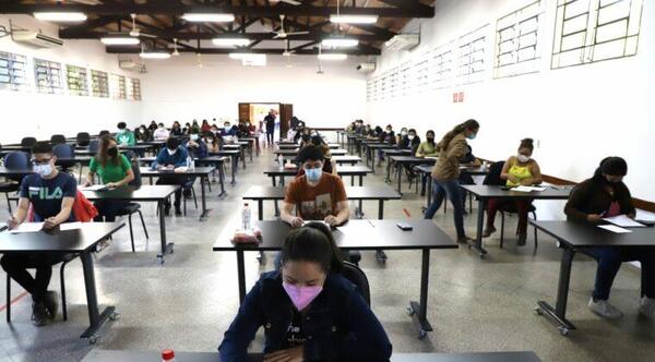 Más de 9.000 jóvenes desean acceder a becas universitarias – Prensa 5