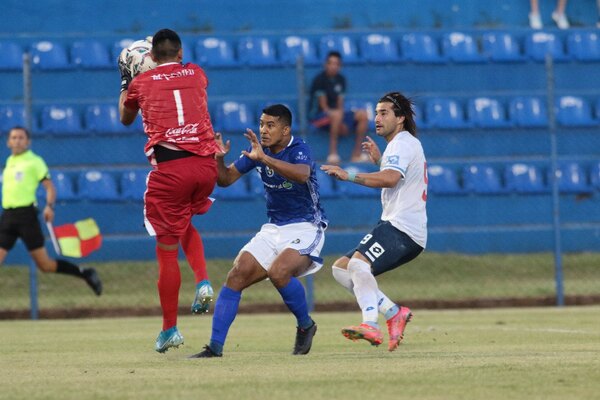 Resistencia rescata un empate y salva el invicto ante Sol de América en Villa Elisa