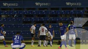 Crónica / [VIDEO] Sol y Resi se frenaron entre si con dos goles kachiãi