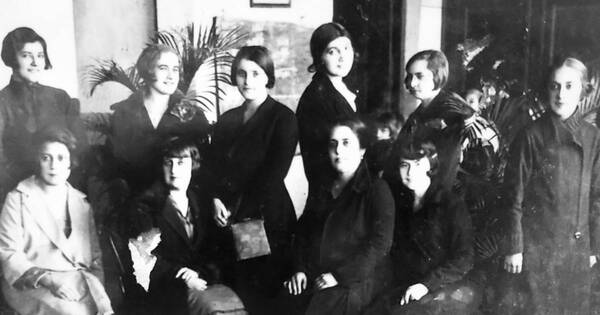 La Nación / Recuerdos del Dante