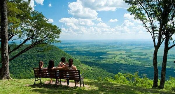 Cerro Akati, excelente opción para el turismo interno