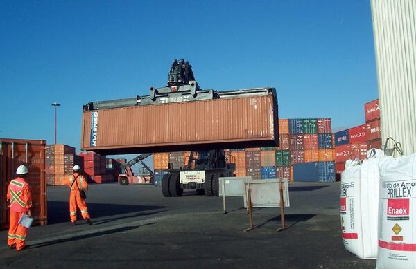 US$ 469,3 millones: déficit balanza comercial en febrero - Económico - ABC Color