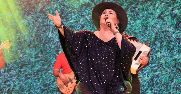 Lizza Bogado y su canto por la igualdad