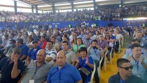 PLRA inicia convención para definir su futuro con abucheo a Llano  