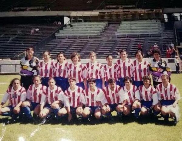 Diario HOY | A 24 años del estreno de la Albirroja femenina
