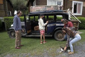 En un auto de 1928, familia argentina llega a casa tras 22 años de viaje - Viajes - ABC Color