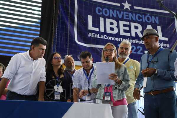 Diario HOY | Convención PLRA: tendencia es que se rechace el balance de Efraín
