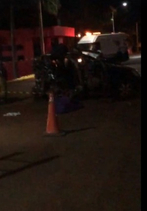 Mujer muere en violento choque