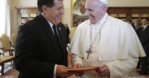 La Nación / Horacio Cartes celebra 9 años de la investidura del papa Francisco