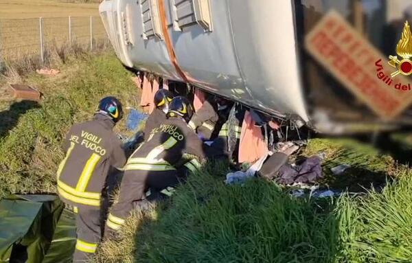 Mujer ucraniana que huyó de la guerra murió en un accidente en Italia