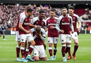 El ucraniano Yarmolenko no pudo evitar las lágrimas luego de marcar un gol