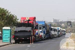 Crónica / [Video] ¡Que baje el combustible!: camioneros anuncian nuevo paro