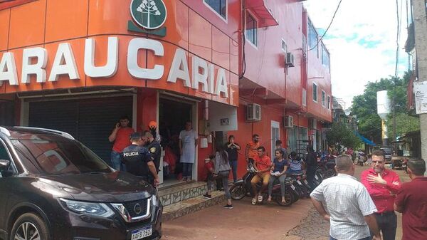 Ladrones llegaron tarde y ya no encontraron la recaudación del día - ABC en el Este - ABC Color