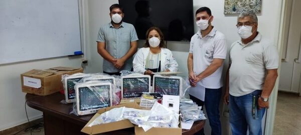 Entregan a regiones sanitarias monitores multiparamétricos para áreas de quirófano y terapia - ADN Digital