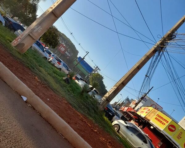 Bloquean ruta en el Área 1