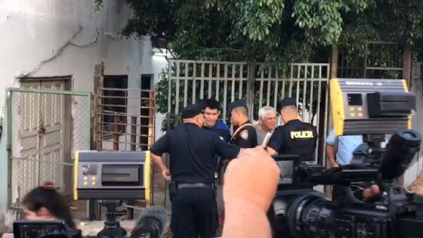 Un detenido en conflicto entre manifestantes y vecinos de Petropar