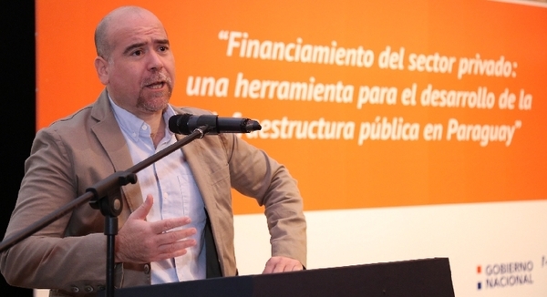 Hacienda participó en foro internacional sobre energía e infraestructura