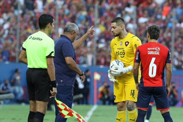 La publicación de Jean Fernandes luego de la derrota en el Clásico