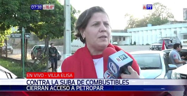 Conductores cierran acceso a Petropar en Villa Elisa