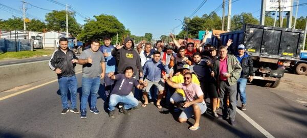 Volqueteros afirman que los cierres en protesta por suba de combustible serán indefinidos