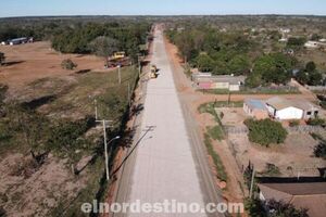 Pavimentación asfáltica del tramo correspondiente a Bella Vista Norte/Puentesiño presenta avance que supera noventa por ciento